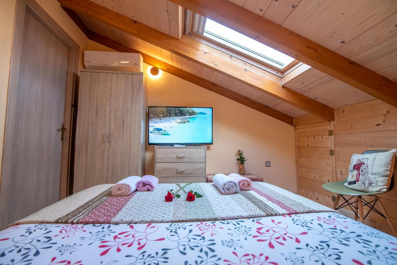 Apartament Soffitta Luminosa Preweza Zewnętrze zdjęcie